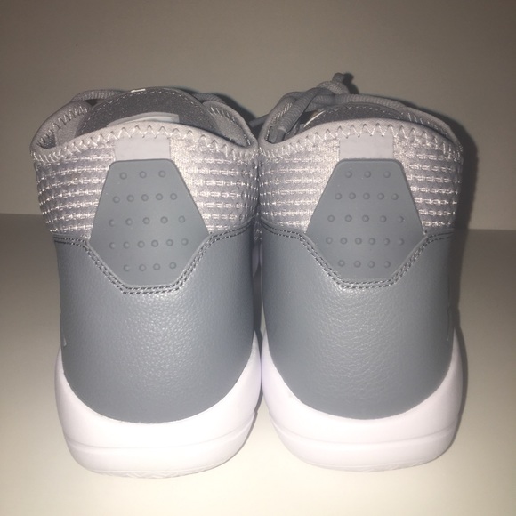 JORDAN REVEAL 🚫SOLD🚫 - Picture 6 of 6